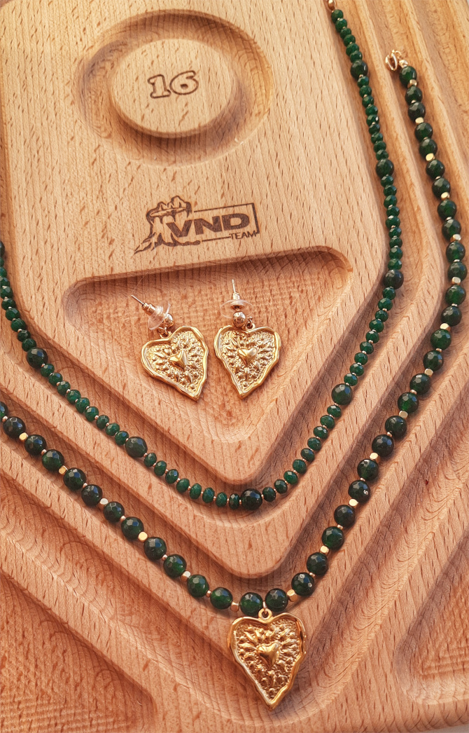 Украшения из натуральных камней